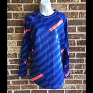 Nike long sleeve cold weather workout top